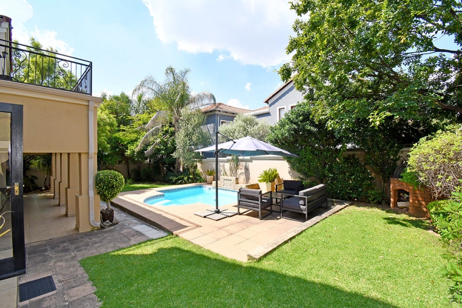 3 Bedroom Property for Sale in Broadacres Gauteng