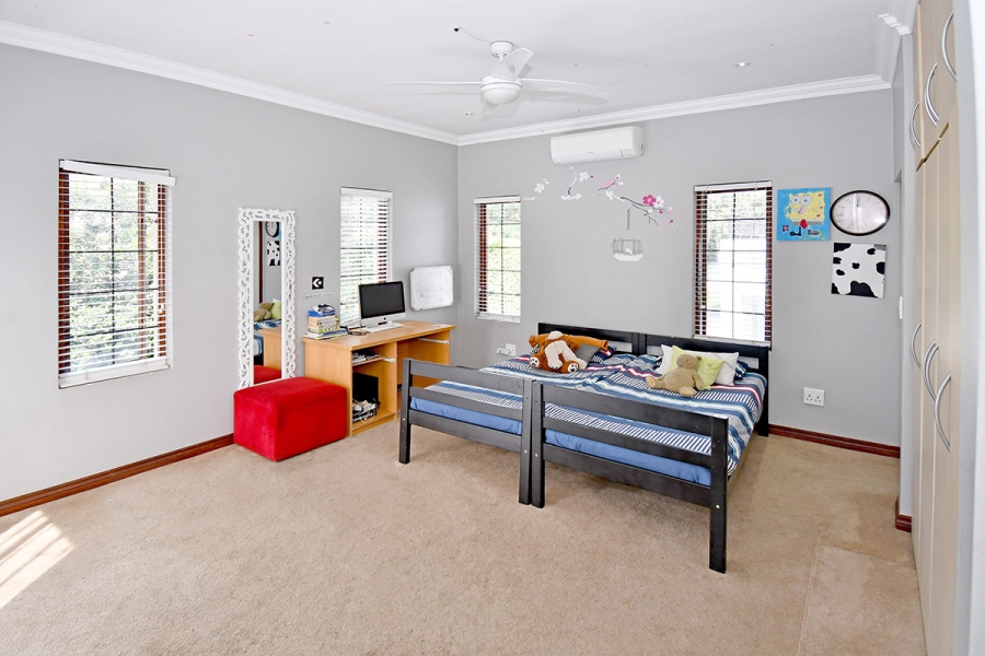 3 Bedroom Property for Sale in Broadacres Gauteng