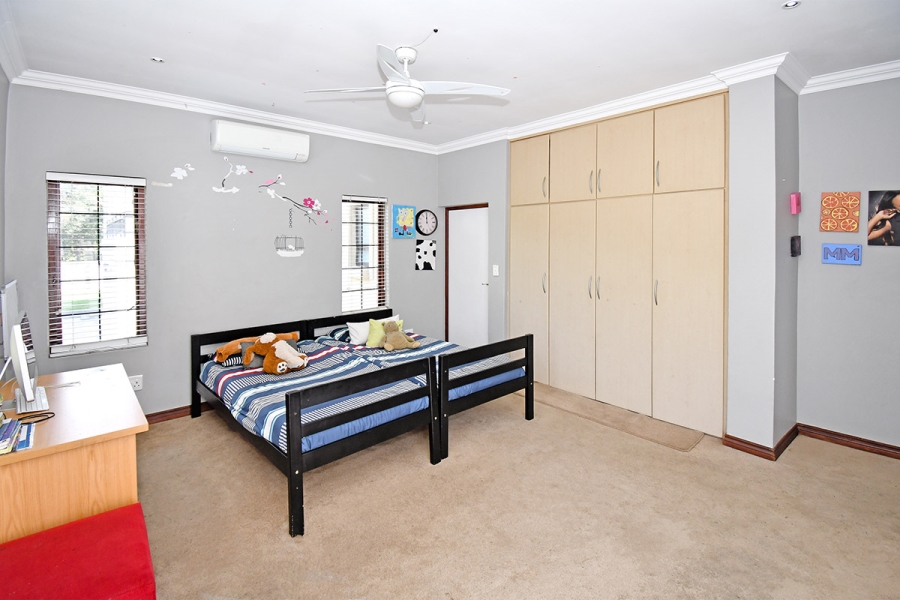 3 Bedroom Property for Sale in Broadacres Gauteng