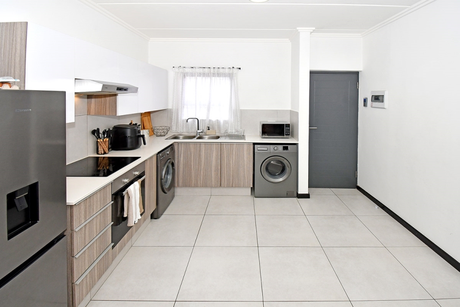 2 Bedroom Property for Sale in Fourways Gauteng