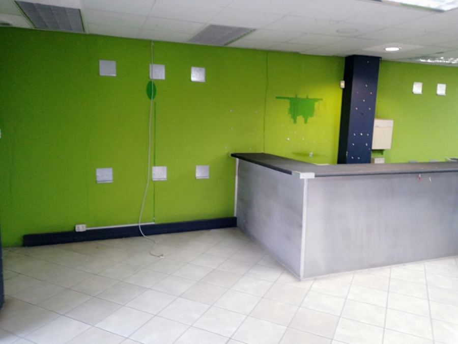 To Let commercial Property for Rent in Anderbolt Gauteng