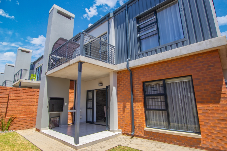 3 Bedroom Property for Sale in Barbeque Downs Gauteng