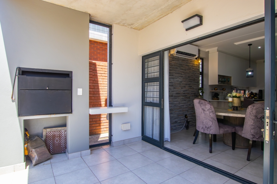 3 Bedroom Property for Sale in Barbeque Downs Gauteng