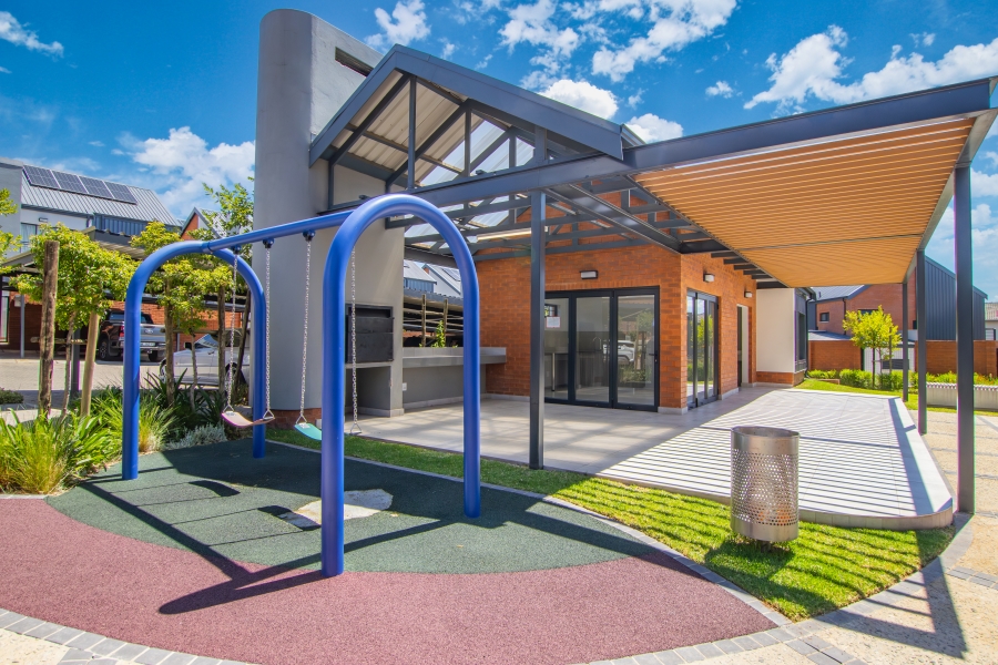 3 Bedroom Property for Sale in Barbeque Downs Gauteng