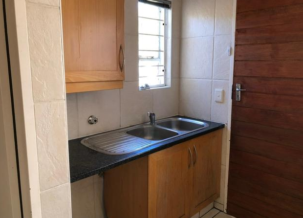 To Let 4 Bedroom Property for Rent in Sundowner Gauteng