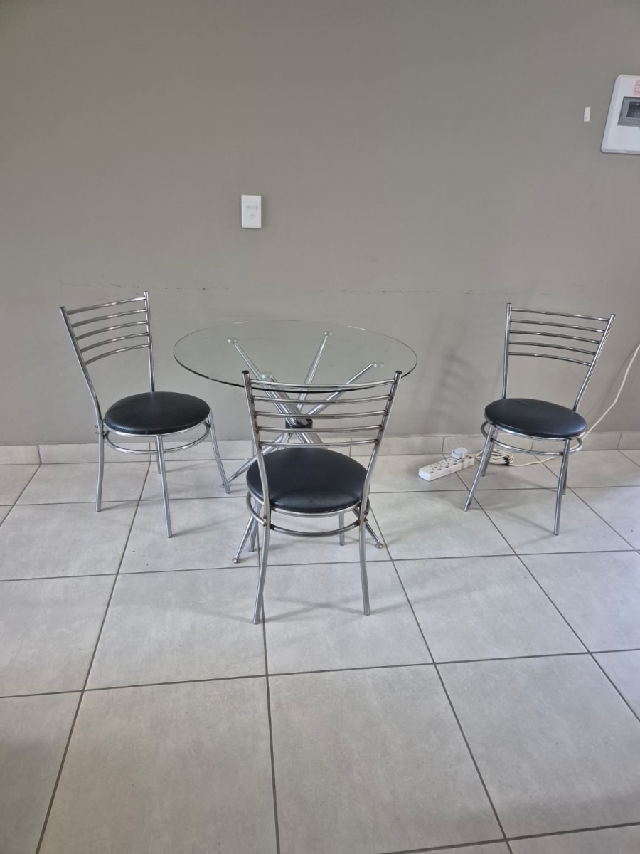 2 Bedroom Property for Sale in Glen Austin Gauteng