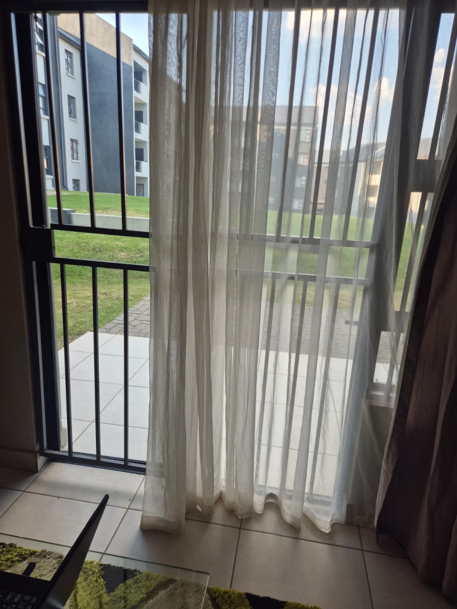 2 Bedroom Property for Sale in Glen Austin Gauteng