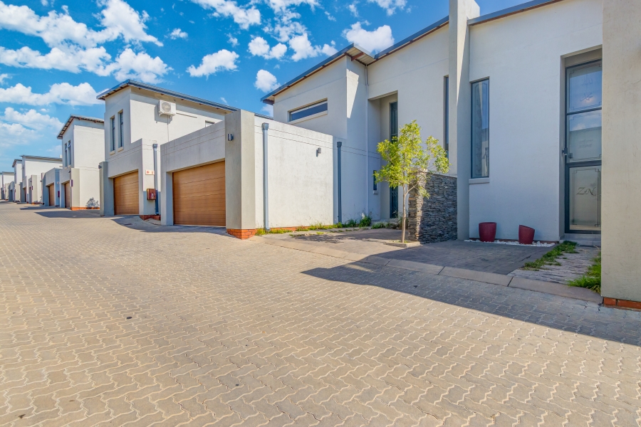3 Bedroom Property for Sale in Kyalami Gauteng