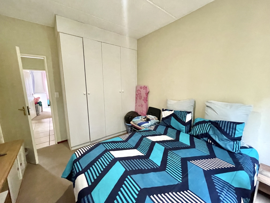 2 Bedroom Property for Sale in Sunninghill Gauteng