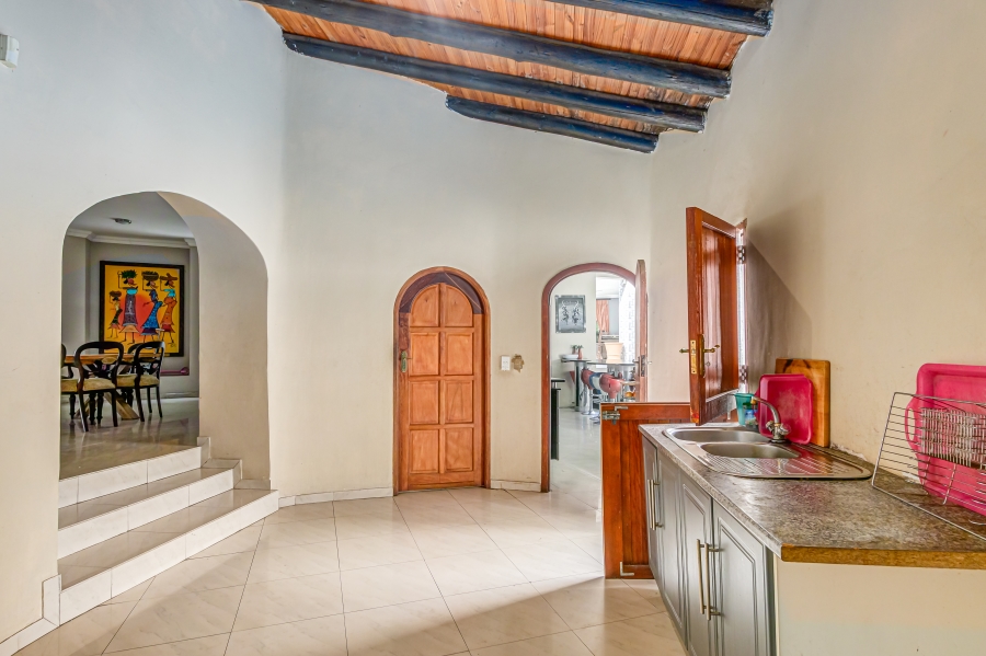 5 Bedroom Property for Sale in Woodmead Gauteng