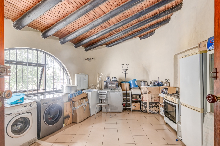 5 Bedroom Property for Sale in Woodmead Gauteng