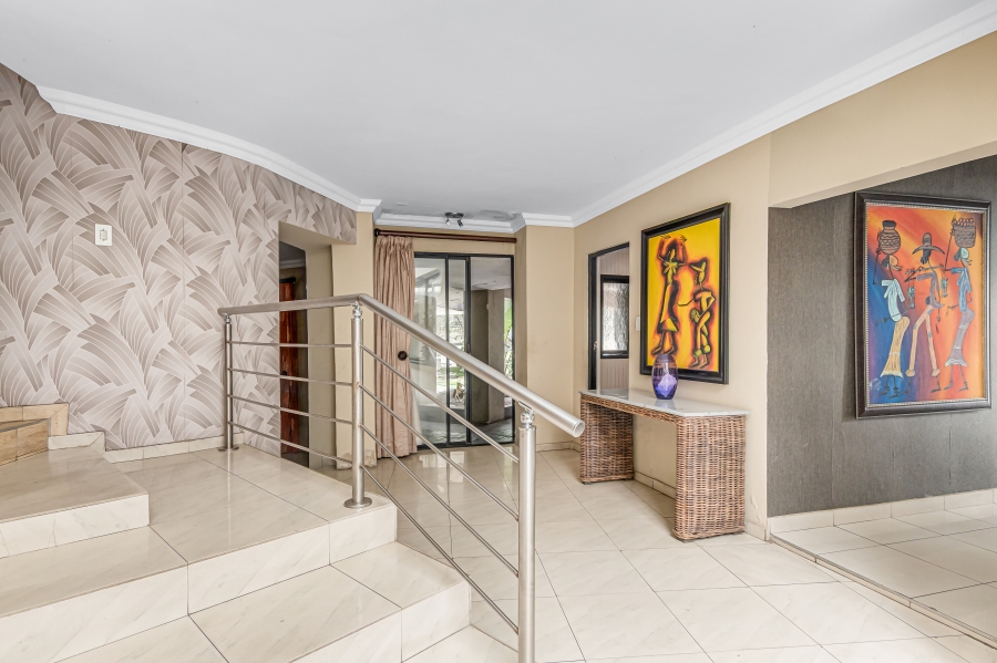 5 Bedroom Property for Sale in Woodmead Gauteng