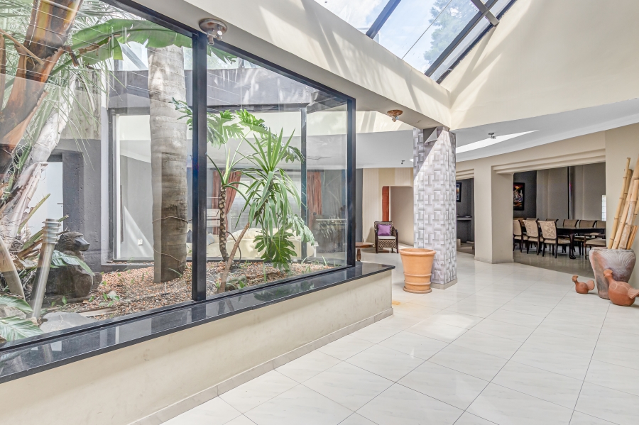 5 Bedroom Property for Sale in Woodmead Gauteng