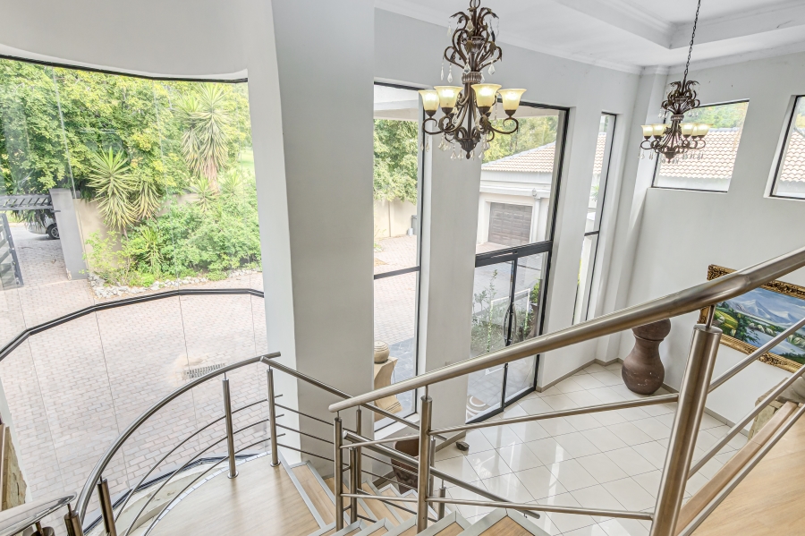 5 Bedroom Property for Sale in Woodmead Gauteng