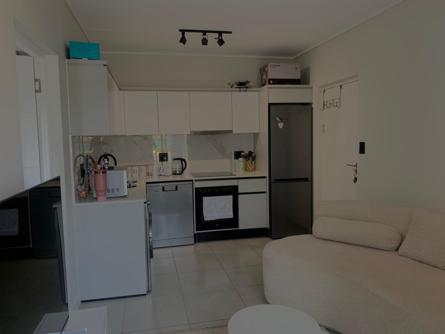 1 Bedroom Property for Sale in Waterfall Gauteng