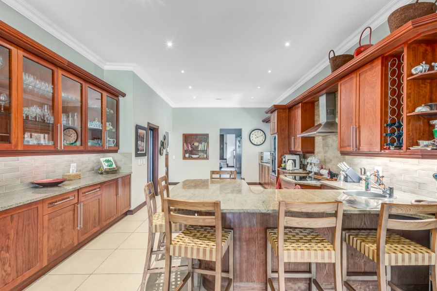 6 Bedroom Property for Sale in Chartwell Gauteng