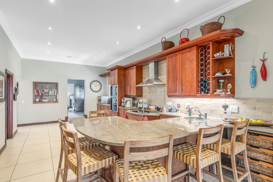 6 Bedroom Property for Sale in Chartwell Gauteng