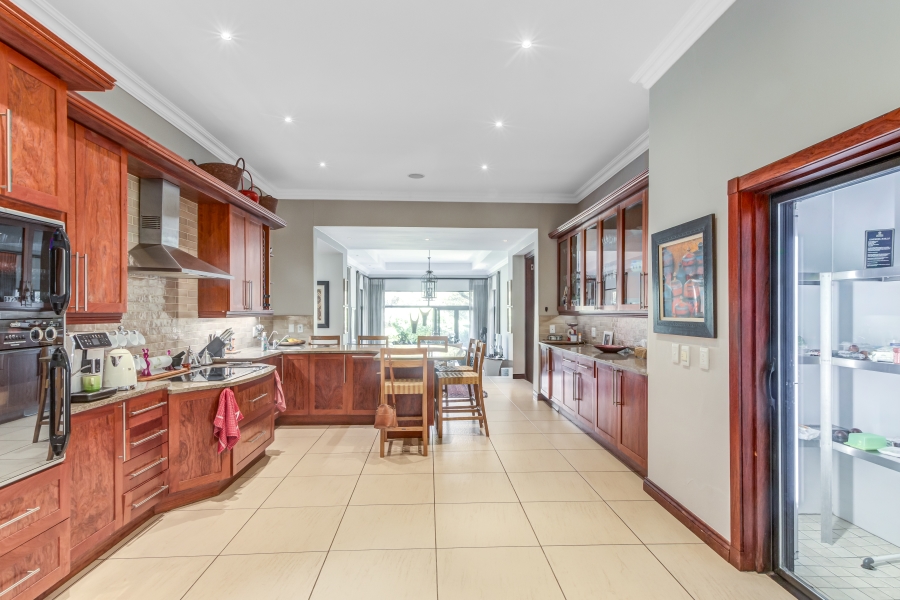 6 Bedroom Property for Sale in Chartwell Gauteng