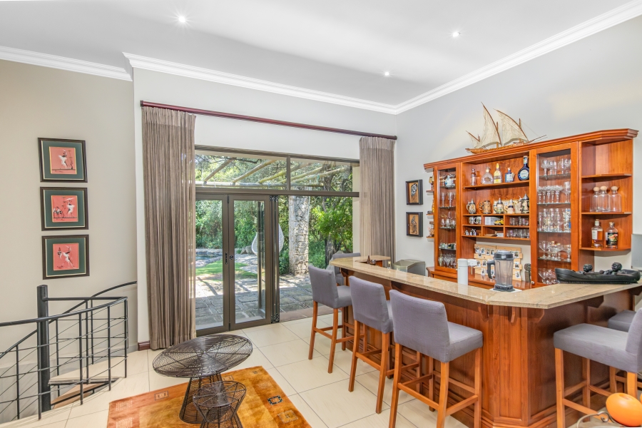 6 Bedroom Property for Sale in Chartwell Gauteng