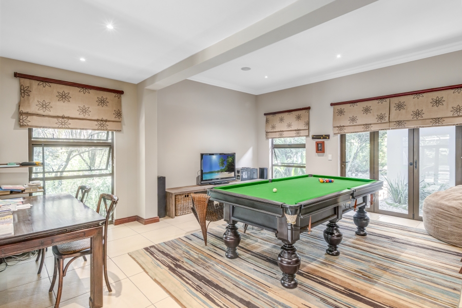 6 Bedroom Property for Sale in Chartwell Gauteng