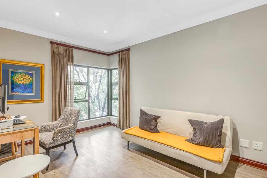 6 Bedroom Property for Sale in Chartwell Gauteng