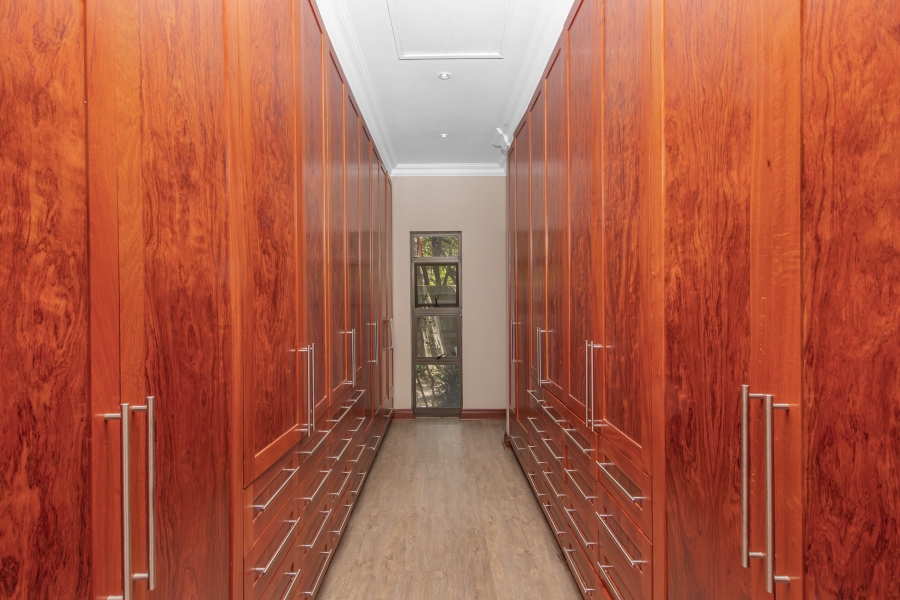 6 Bedroom Property for Sale in Chartwell Gauteng