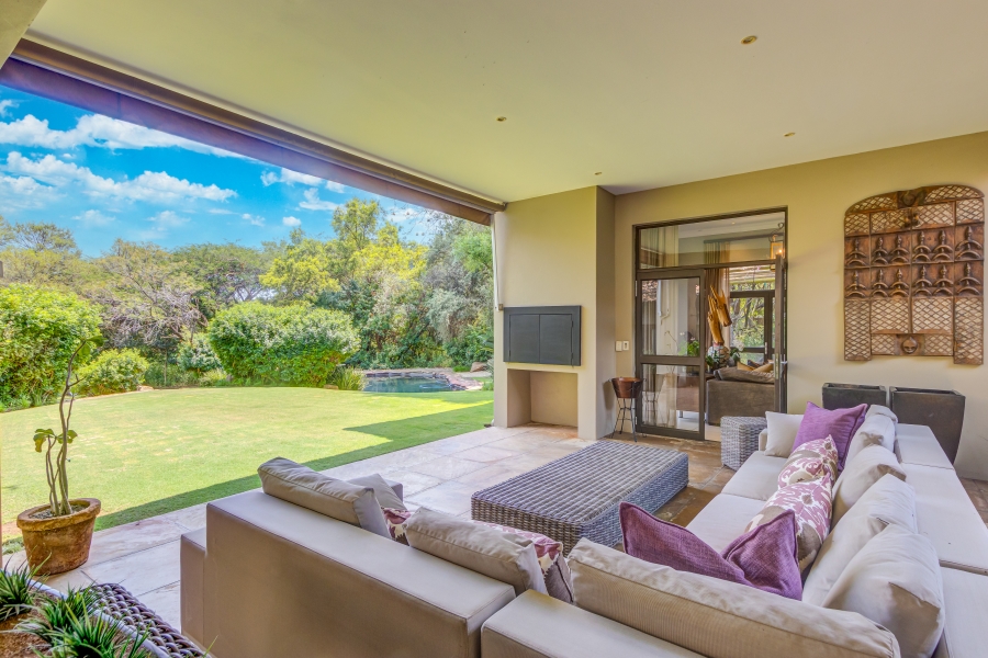 6 Bedroom Property for Sale in Chartwell Gauteng