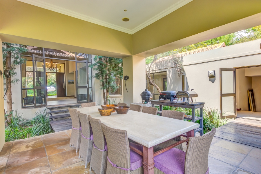 6 Bedroom Property for Sale in Chartwell Gauteng