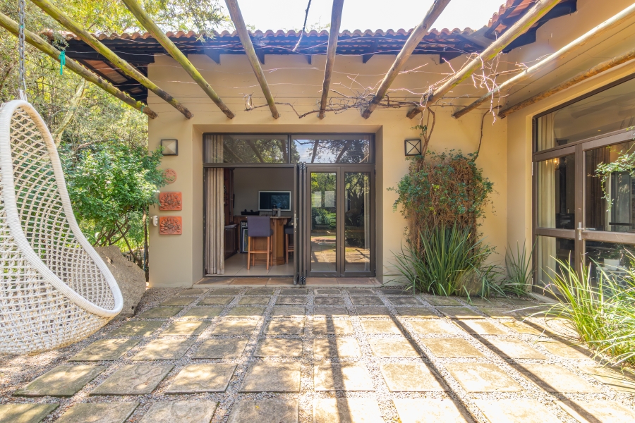 6 Bedroom Property for Sale in Chartwell Gauteng