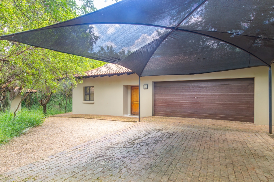 6 Bedroom Property for Sale in Chartwell Gauteng