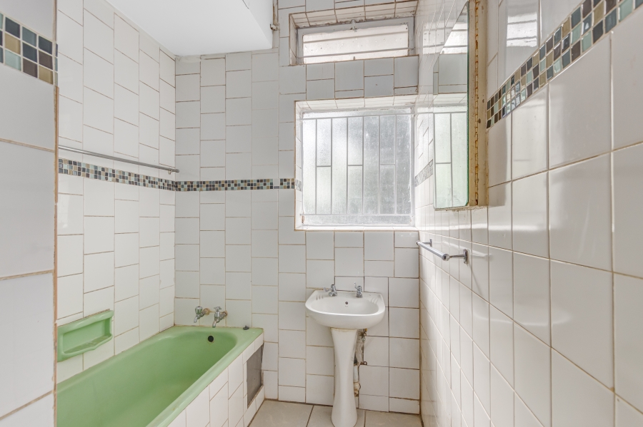 2 Bedroom Property for Sale in Parktown Gauteng