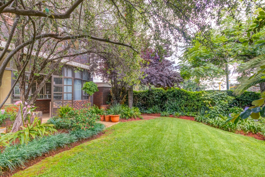 2 Bedroom Property for Sale in Parktown Gauteng