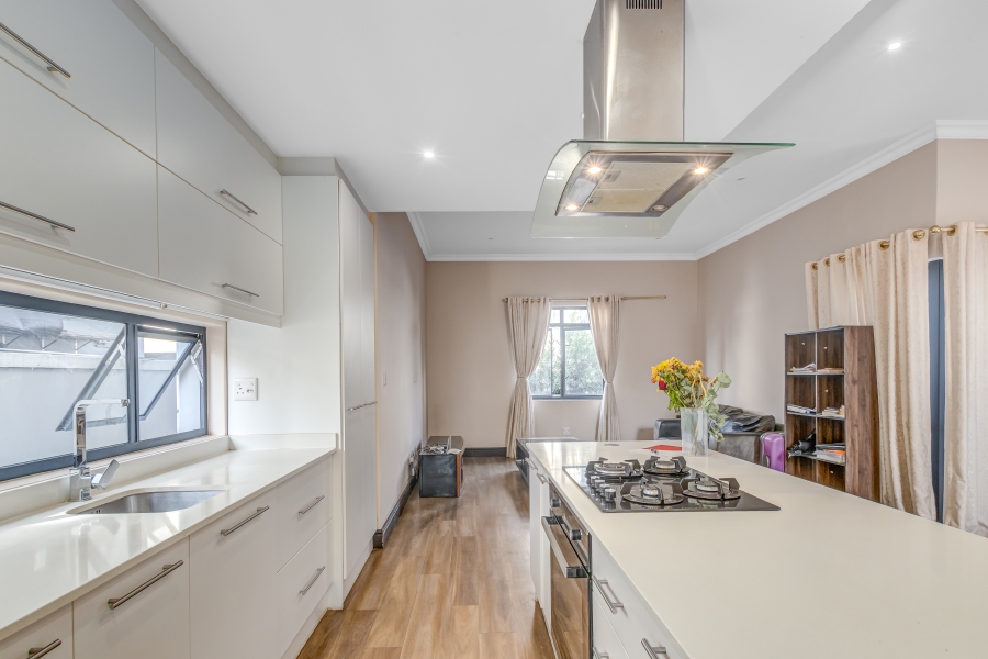 4 Bedroom Property for Sale in Broadacres Gauteng