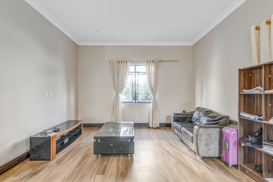 4 Bedroom Property for Sale in Broadacres Gauteng