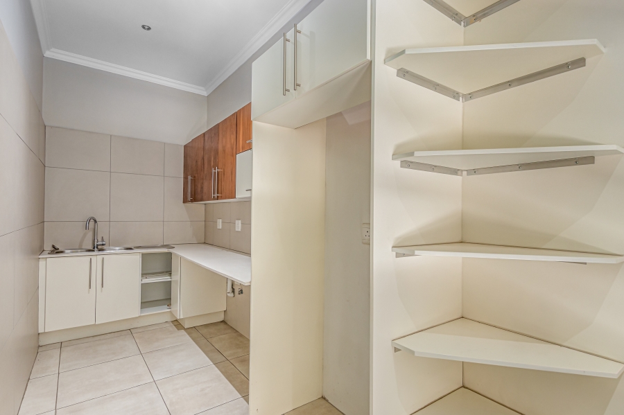 5 Bedroom Property for Sale in Sandown Gauteng