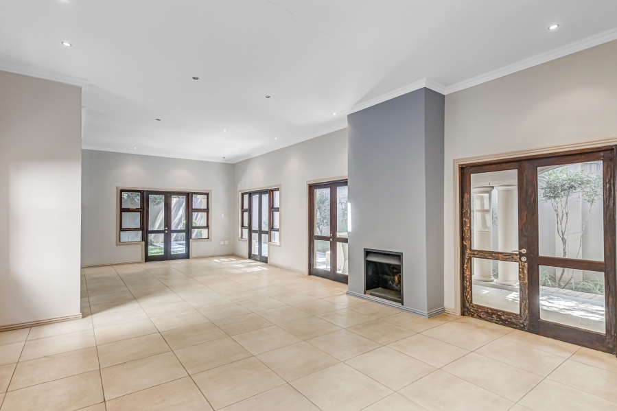 5 Bedroom Property for Sale in Sandown Gauteng