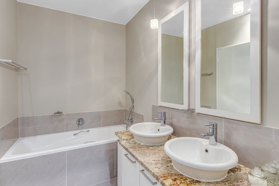 2 Bedroom Property for Sale in Morningside Gauteng