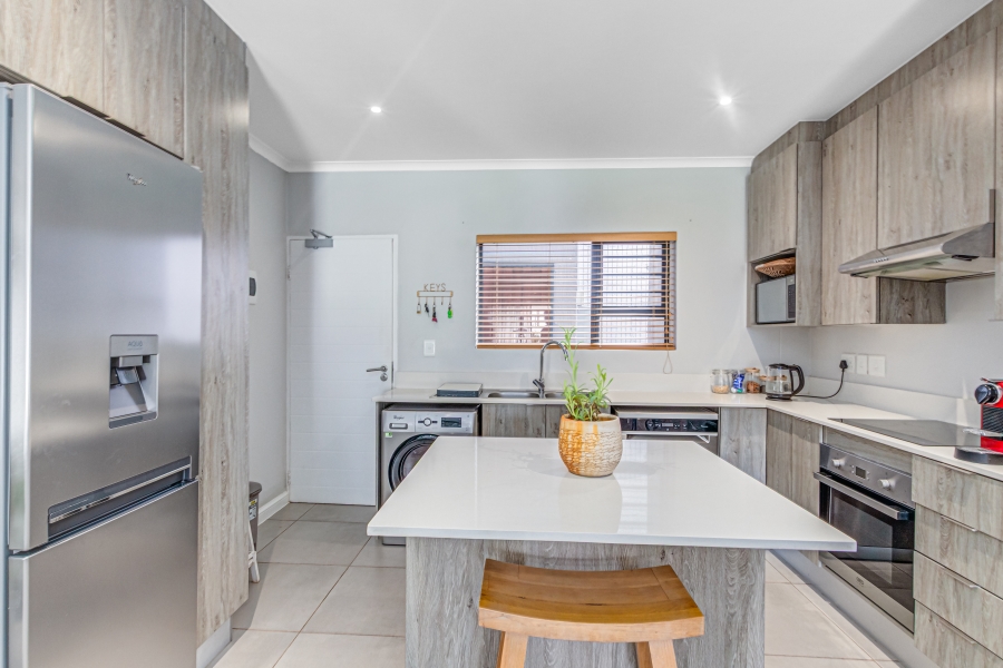 2 Bedroom Property for Sale in Morningside Gauteng