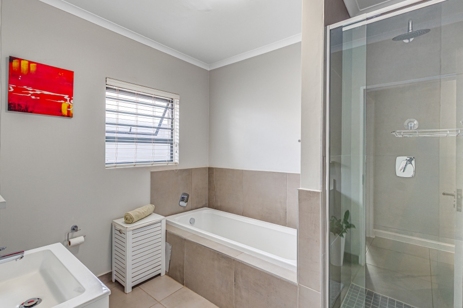 2 Bedroom Property for Sale in Morningside Gauteng