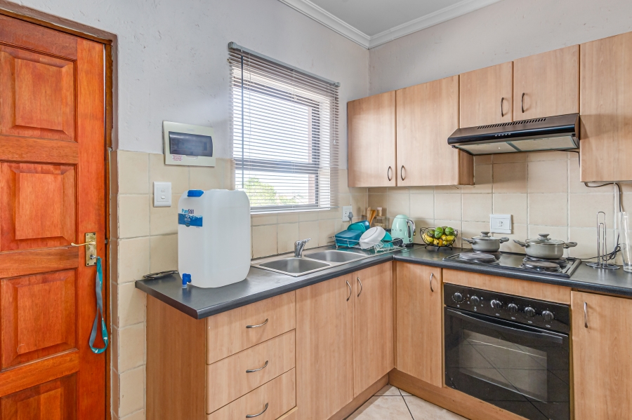 2 Bedroom Property for Sale in Kosmosdal Gauteng