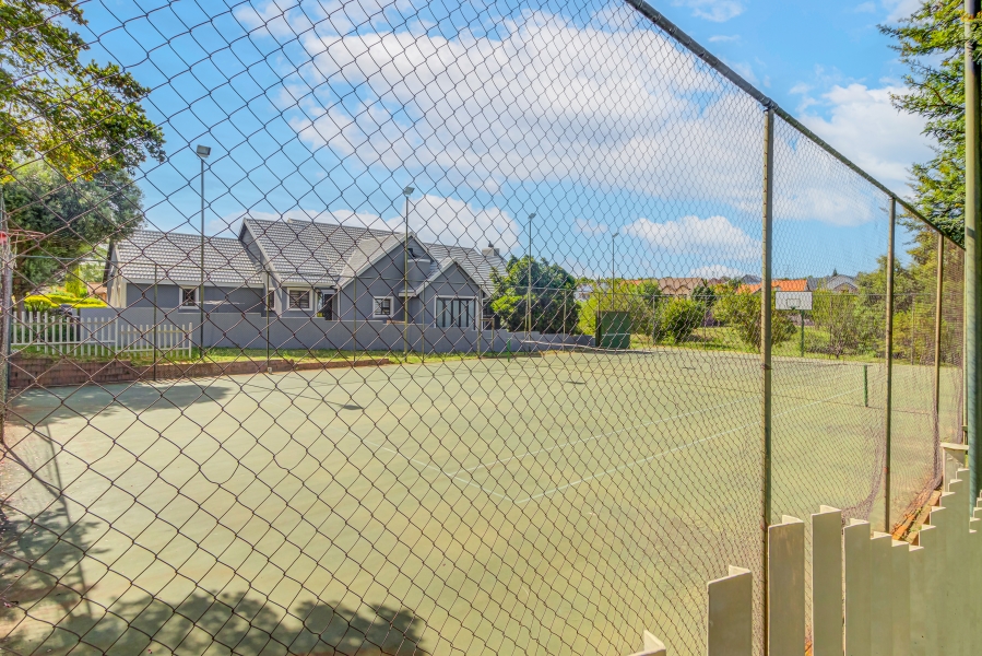 2 Bedroom Property for Sale in Kosmosdal Gauteng