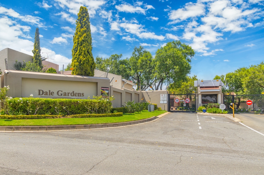 2 Bedroom Property for Sale in Douglasdale Gauteng