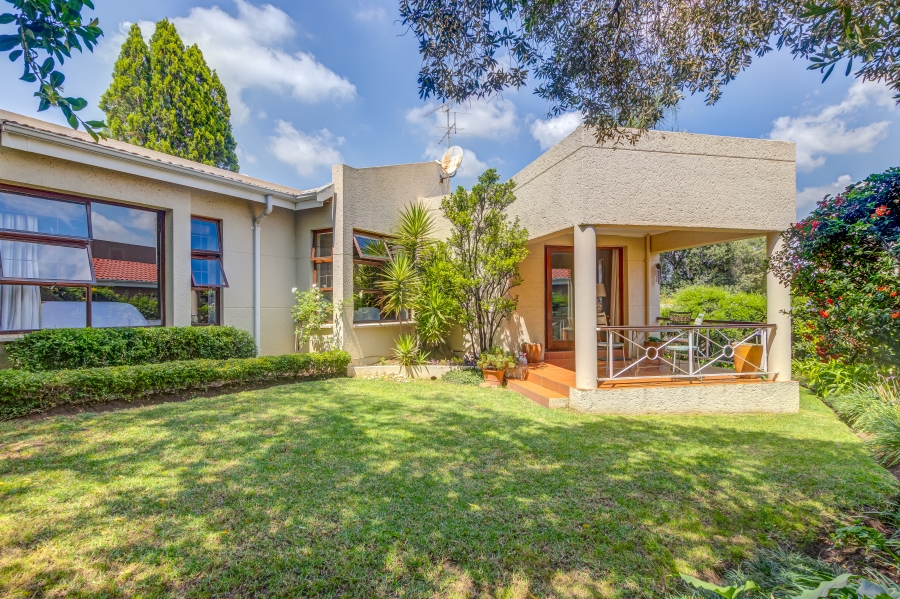 2 Bedroom Property for Sale in Douglasdale Gauteng