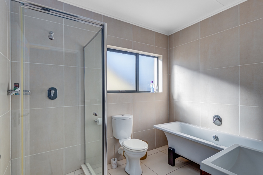 2 Bedroom Property for Sale in Kyalami Gauteng