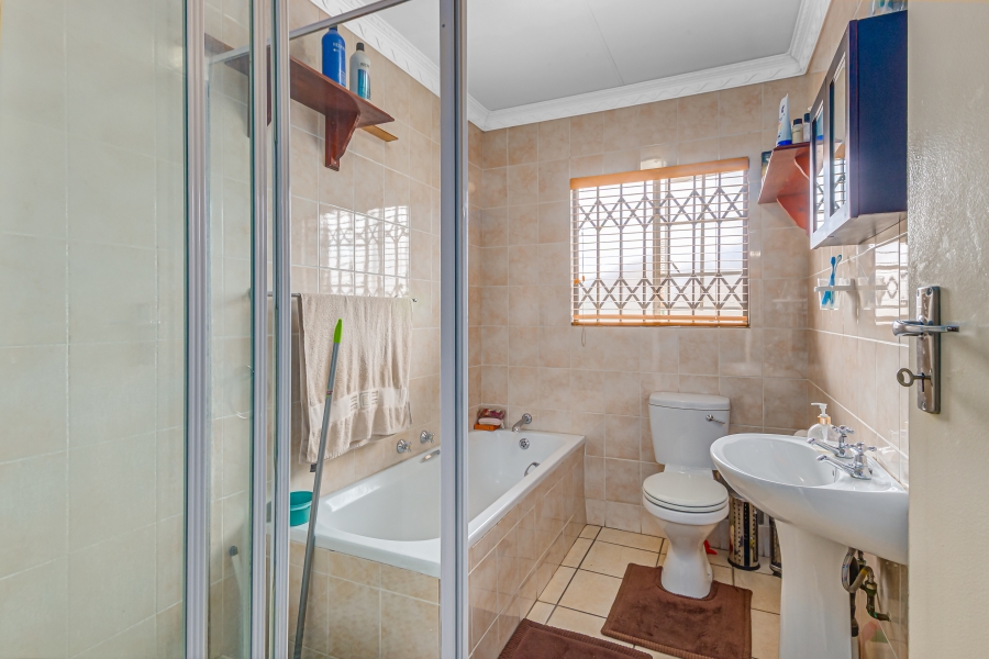 3 Bedroom Property for Sale in Kyalami Hills Gauteng