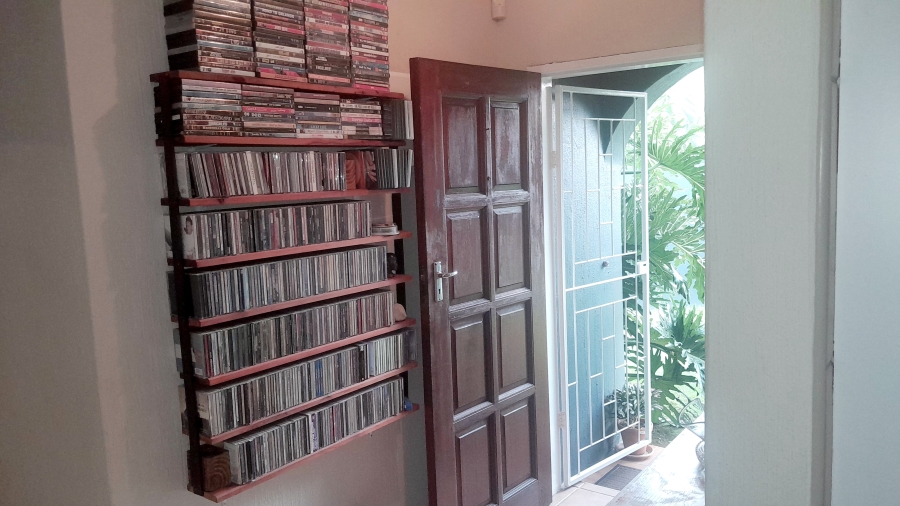 To Let 2 Bedroom Property for Rent in Norkem Park Gauteng