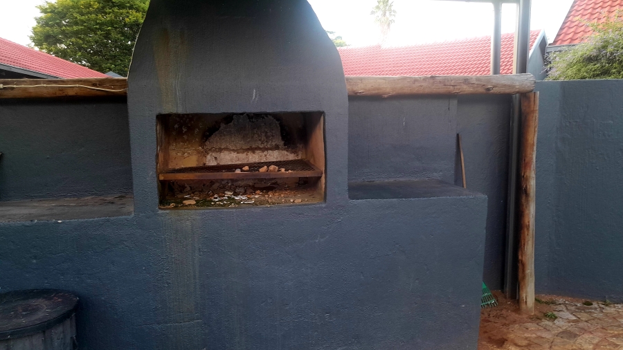 To Let 2 Bedroom Property for Rent in Norkem Park Gauteng