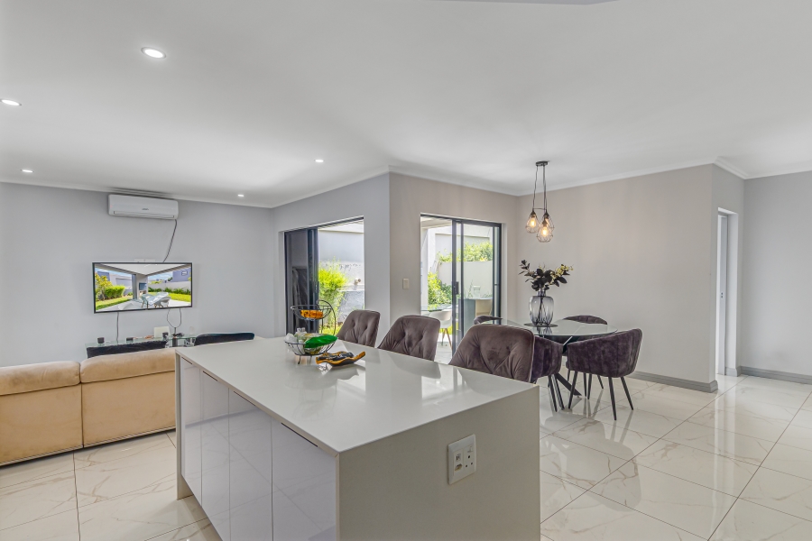 3 Bedroom Property for Sale in Broadacres Gauteng