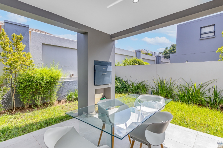 3 Bedroom Property for Sale in Broadacres Gauteng