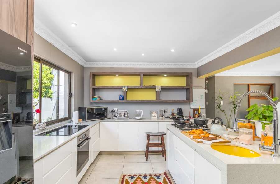 5 Bedroom Property for Sale in Kyalami Estates Gauteng